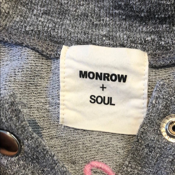 Monrow X soul cycle sweater - Picture 2 of 3